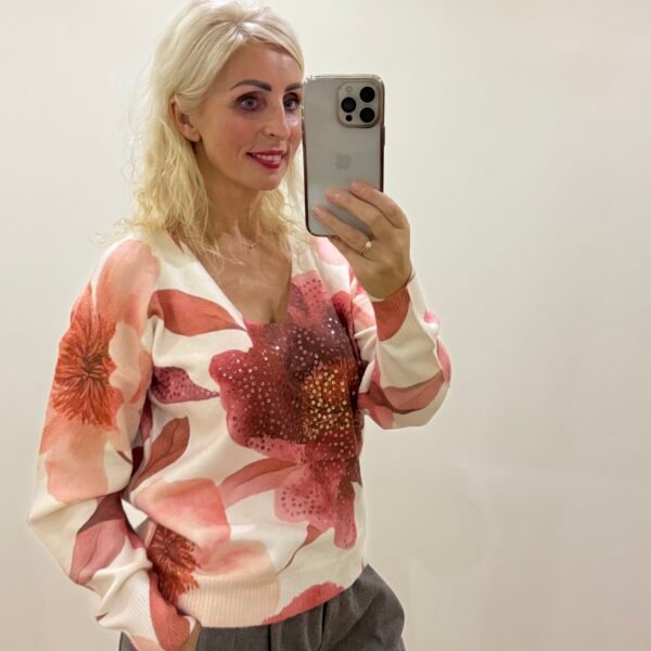 Prabangus Megztukas Su Vilna