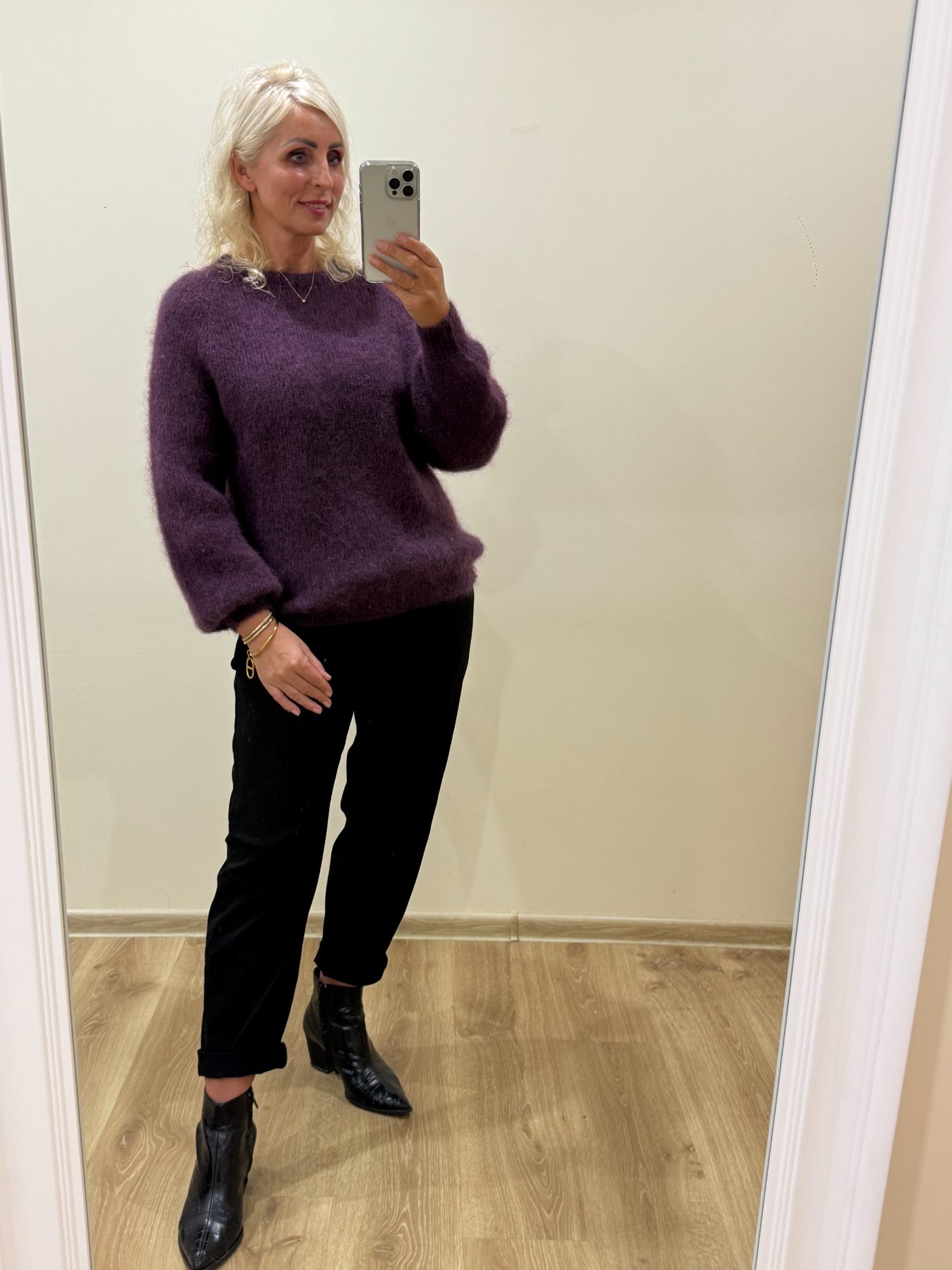 Premium Klasės Slyvinis Kid Mohera Megztukas Premium Klasės Slyvinis Kid Mohera Megztukas — 1 nuotrauka