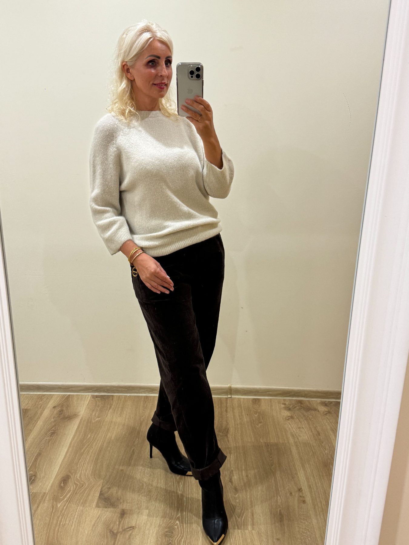 Kreminis Baby Alpakiukas Trijų Ketvirčiu Rankovėm Kreminis Baby Alpakiukas Trijų Ketvirčiu Rankovėm — 1 nuotrauka